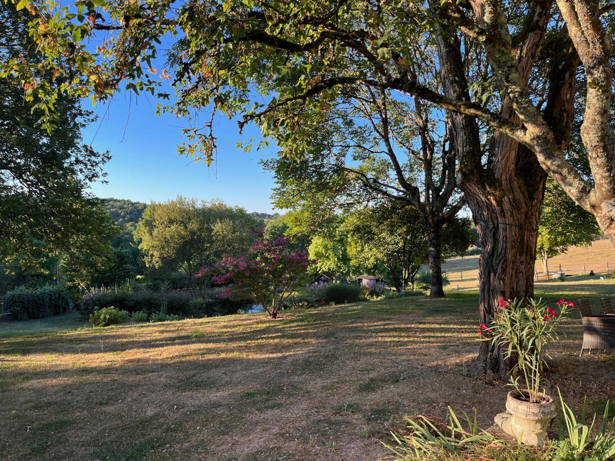 Roquebrune Saint-Alvère Exteriér fotografie